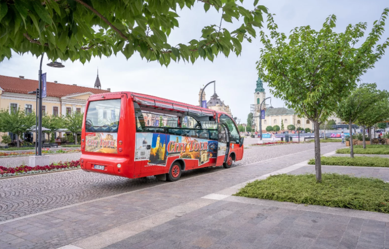 Autobuzul turistic O.T.L. revine în Oradea în 12 și 13 septembrie 2026