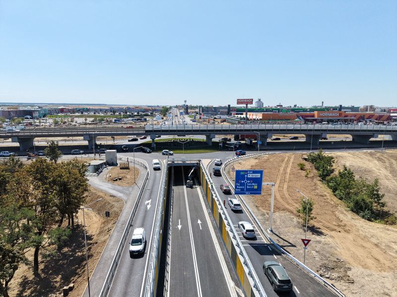 Pasajele de pe Calea Aradului, deschise după șapte luni de șantier. Traficul circulă pe trei nivel